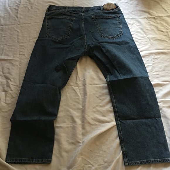 One (1) Pair Regular 505 Levi's Jeans. Worn once - Picture 2 of 2